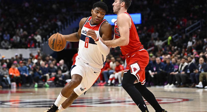 English Stripped Bare - B. Bearington & Naomi Culture Rui Hachimura Los Angeles Lakers Basketball Learn Real English Japanese Roots